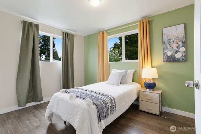 12214 4th Avenue SW, Seattle, WA 98146