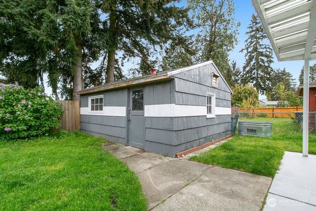 12214 4th Avenue SW, Seattle, WA 98146