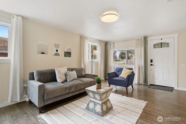 12214 4th Avenue SW, Seattle, WA 98146