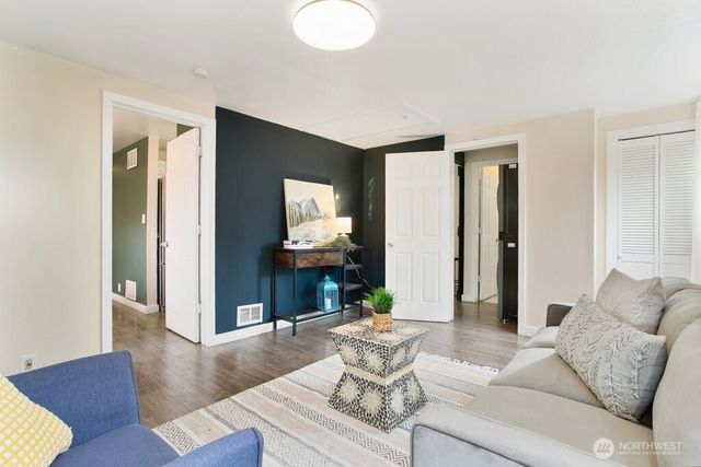 12214 4th Avenue SW, Seattle, WA 98146