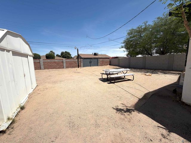 1425 S 9 Ave, Yuma, AZ 85364
