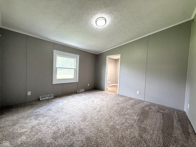 5129 W State Road 32, Crawfordsville, IN 47933