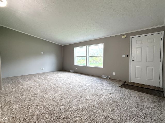 5129 W State Road 32, Crawfordsville, IN 47933