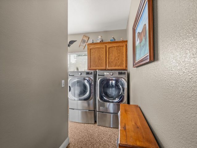 4644 N Smyrna Avenue, Sanger, CA 93657