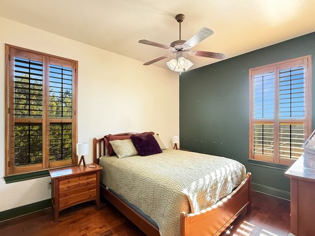 425 Youngblood Trail, Mountain Home, TX 78058