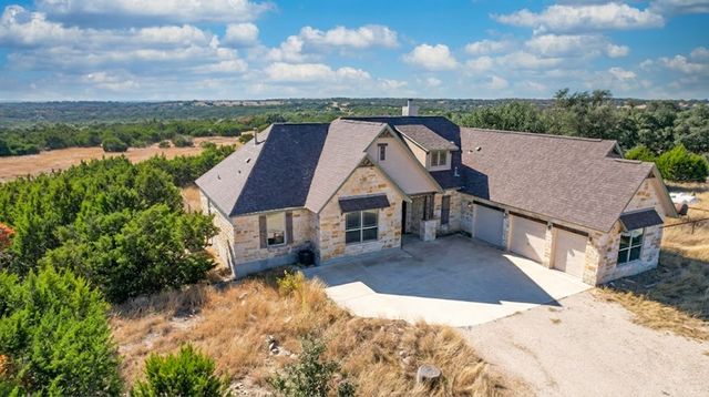 425 Youngblood Trail, Mountain Home, TX 78058