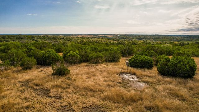 425 Youngblood Trail, Mountain Home, TX 78058