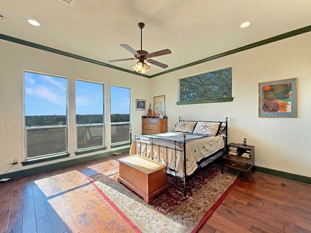 425 Youngblood Trail, Mountain Home, TX 78058