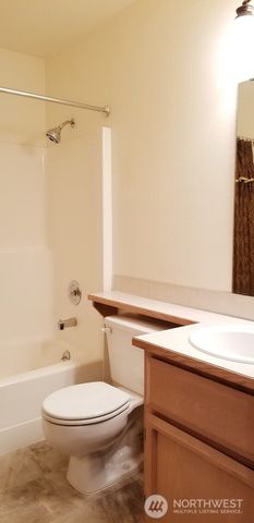 4680 Darlington Lane SE, Lacey, WA 98513