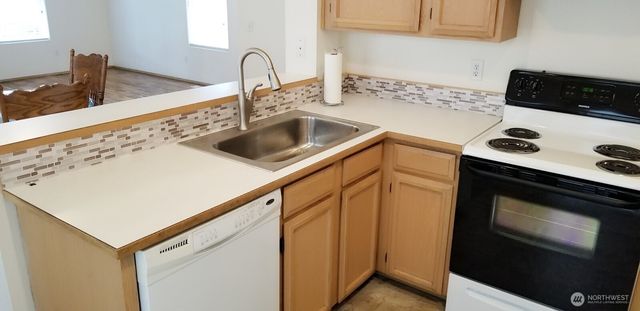 4680 Darlington Lane SE, Lacey, WA 98513