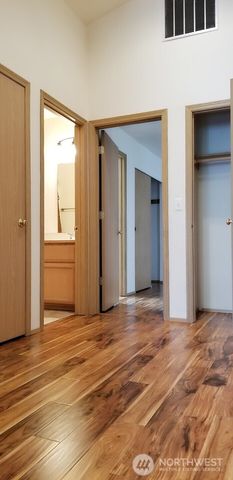 4680 Darlington Lane SE, Lacey, WA 98513