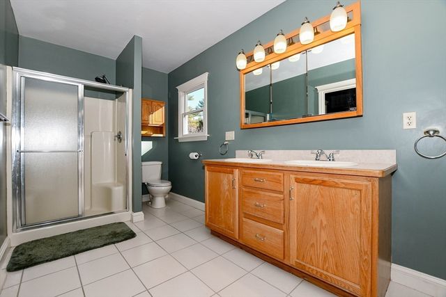 850 Main St, Wareham, MA 02576