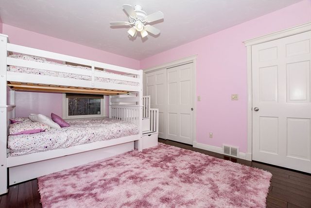 850 Main St, Wareham, MA 02576