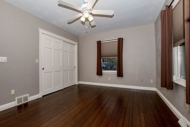 850 Main St, Wareham, MA 02576