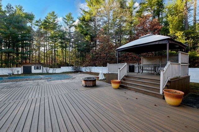 850 Main St, Wareham, MA 02576