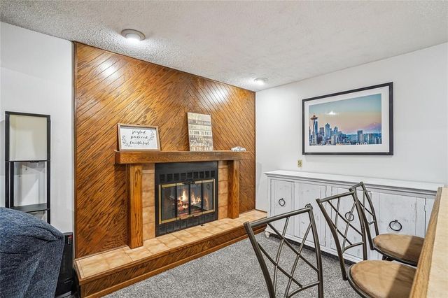 107 10th Avenue SW, Altoona, IA 50009