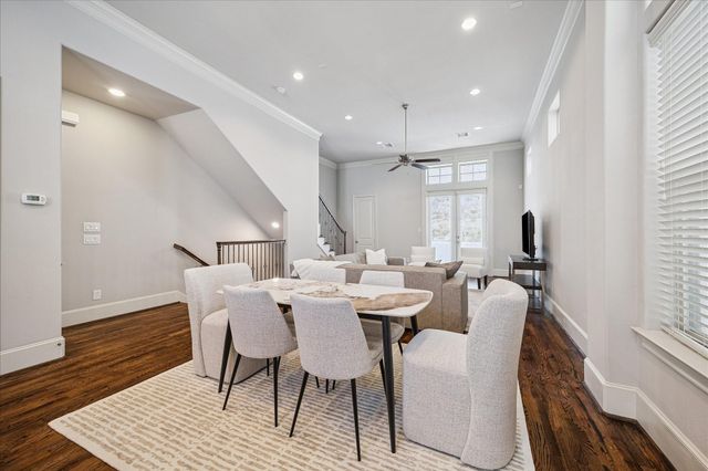 2048 Fannin Station S, Houston, TX 77045