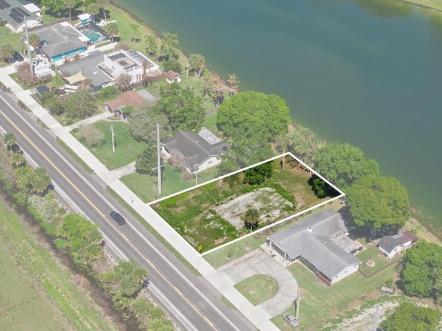 6208 Emerson Avenue, Fort Pierce, FL 34951