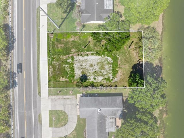 6208 Emerson Avenue, Fort Pierce, FL 34951