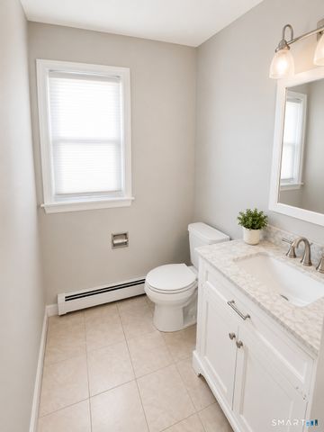 61-61A Graham Road, East Hartford, CT 06118