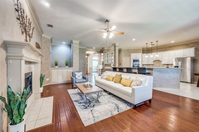 2420 Damsel Katie Drive, Lewisville, TX 75056