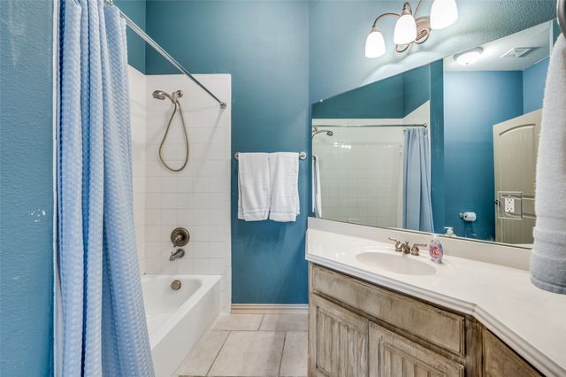 2420 Damsel Katie Drive, Lewisville, TX 75056