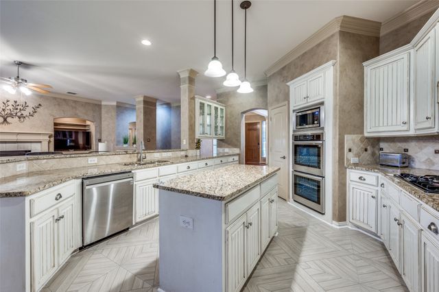 2420 Damsel Katie Drive, Lewisville, TX 75056