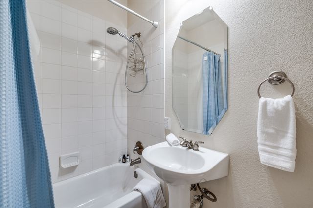 2420 Damsel Katie Drive, Lewisville, TX 75056