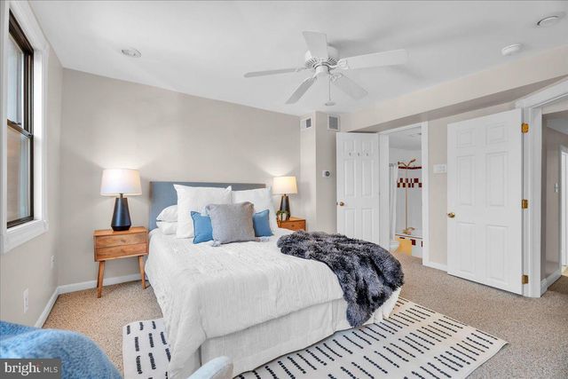 823 S 10TH ST, Philadelphia, PA 19147