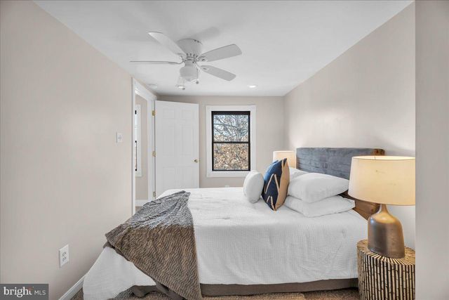 823 S 10TH ST, Philadelphia, PA 19147