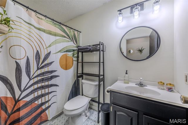 26184 Silver Lane, Waynesville, MO 65583