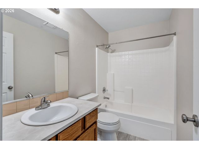1783 Nw 8TH Ave, Hillsboro, OR 97124