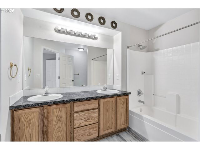 1783 Nw 8TH Ave, Hillsboro, OR 97124