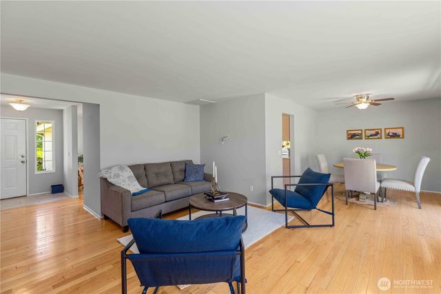 6308 Greengate Place SE, Port Orchard, WA 98367