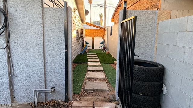 3573 San Pascual Avenue, Las Vegas, NV 89115