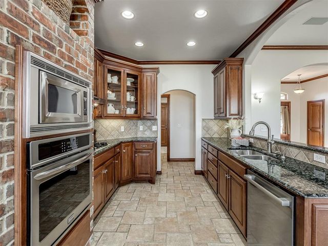 15717 Traditions Boulevard, Edmond, OK 73013