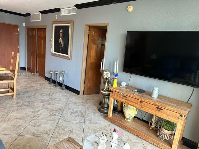 3801 S Ocean Dr 4P, Hollywood, FL 33019