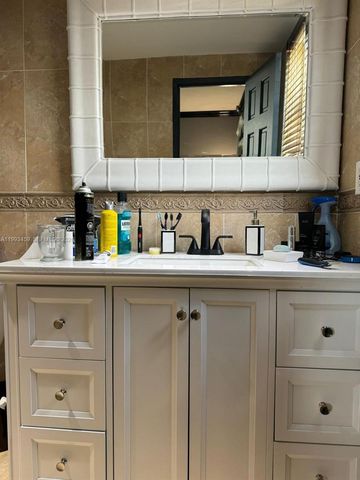 3801 S Ocean Dr 4P, Hollywood, FL 33019