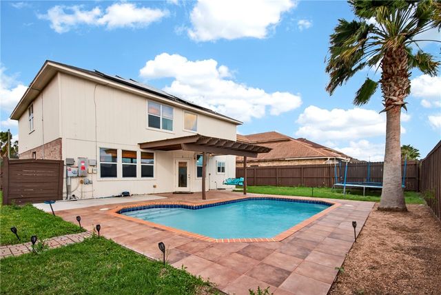 6505 Macarena Dr, Corpus Christi, TX 78414