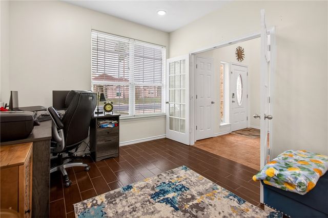 6505 Macarena Dr, Corpus Christi, TX 78414