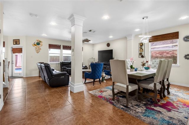 6505 Macarena Dr, Corpus Christi, TX 78414