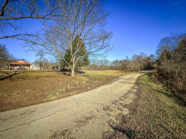 679 New Hope Church Road, Barbourville, KY 40906