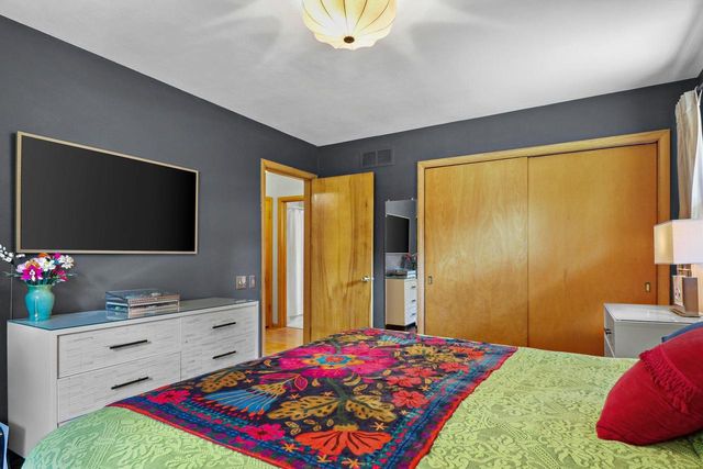 5010 Dorsett Drive, Madison, WI 53711
