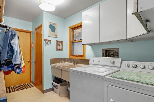 5010 Dorsett Drive, Madison, WI 53711