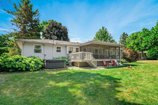 5010 Dorsett Drive, Madison, WI 53711