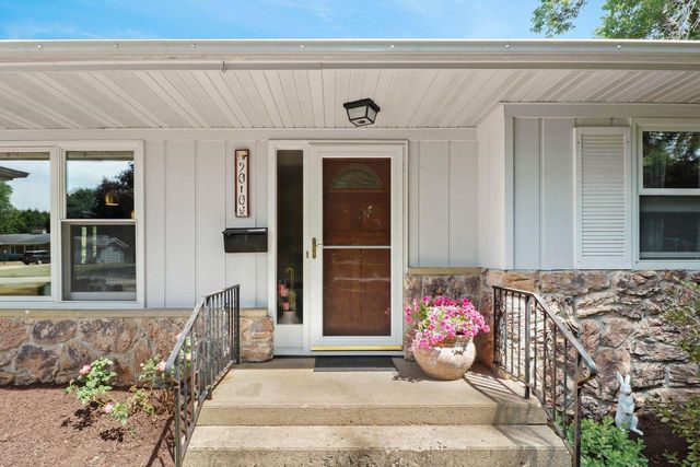 5010 Dorsett Drive, Madison, WI 53711