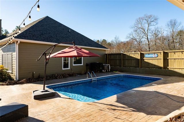 8620 Copperridge Drive, Winston, GA 30187