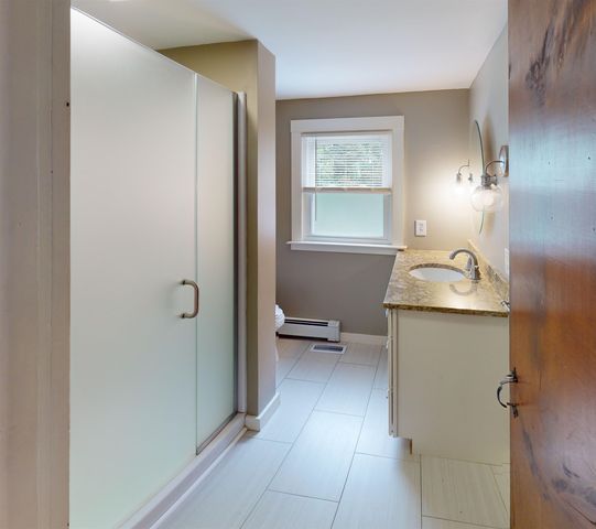 4 Corwin Drive, Derry, NH 03038