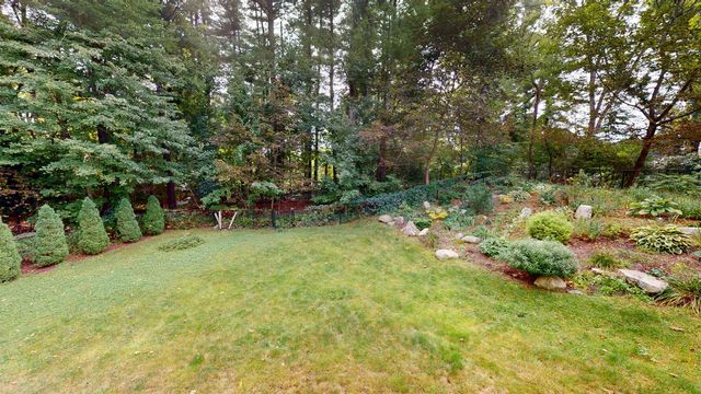 4 Corwin Drive, Derry, NH 03038