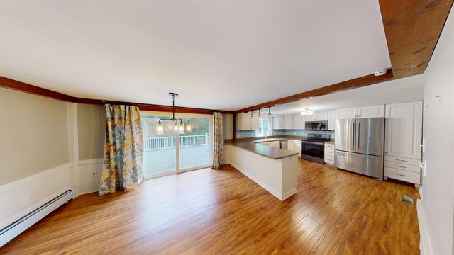 4 Corwin Drive, Derry, NH 03038